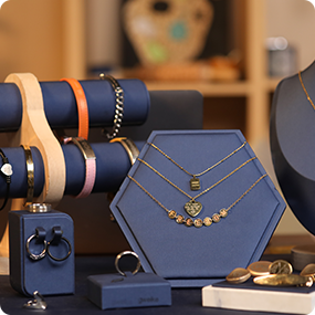 Custom laser engraved jewelry and decorative gift display