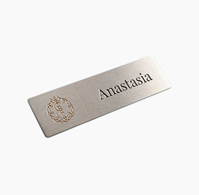 Metal cutting support for parts that require laser engraving after profiling