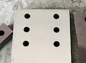 Precision laser cleaning for small holes, edges and detailed metal features