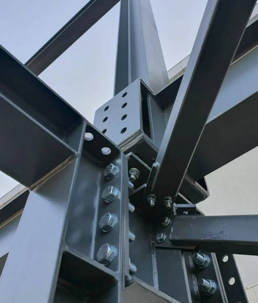 Fabricated metal tube frame connection
